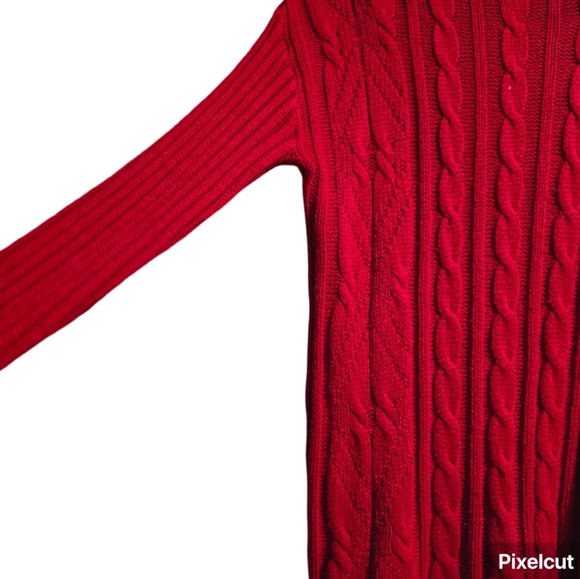 VINTAGE RED SWEATER relaxed-fit, cable-knit sweater. Dropped shoulders, lon - Picture 2 of 5
